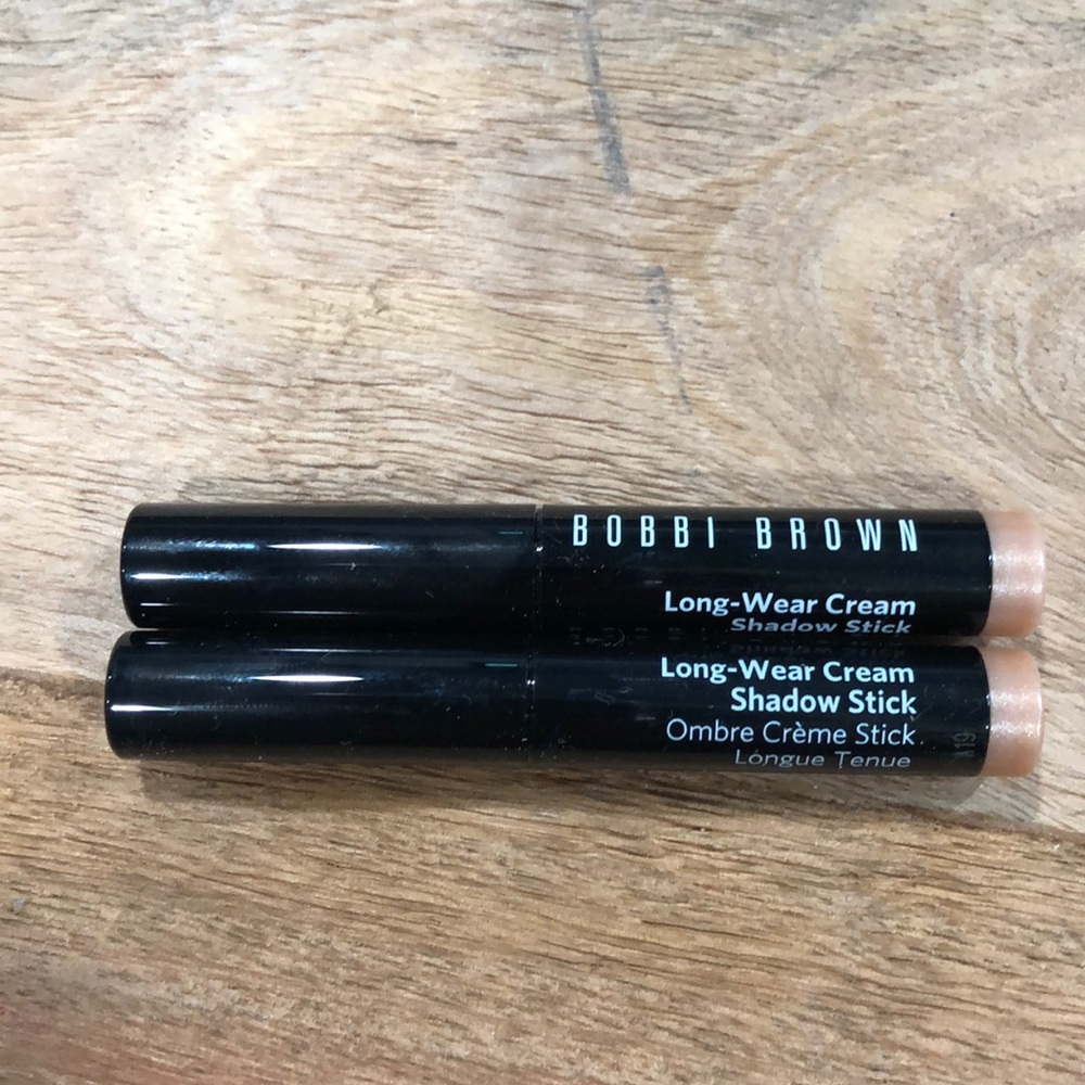 New 2 Bobbi Brown Long-Wear Cream Shadow Sticks